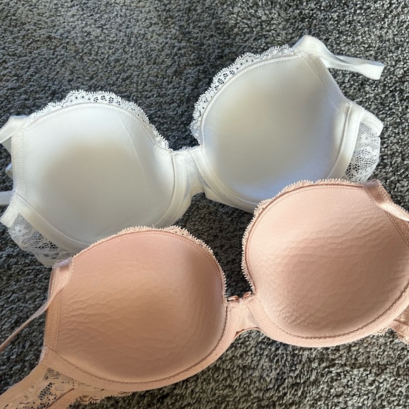 =TWO VICTORIA SECRET DREAM ANGEL 32DD bras - Picture 3 of 4